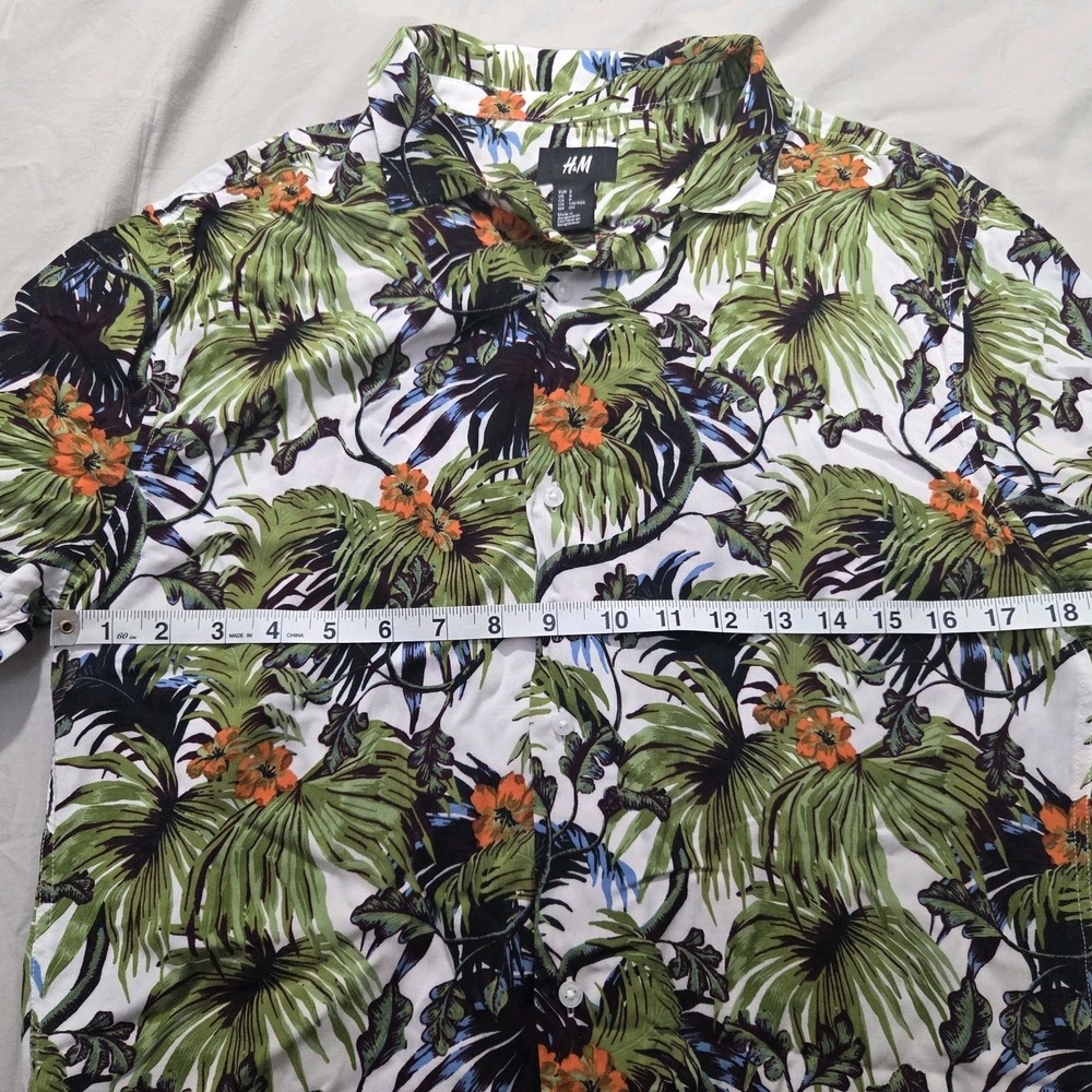 H&M Men's Hawaiian Shirt Palm Tree Print Button Up Short Sleeve Resort Size S - Picture 8 of 11